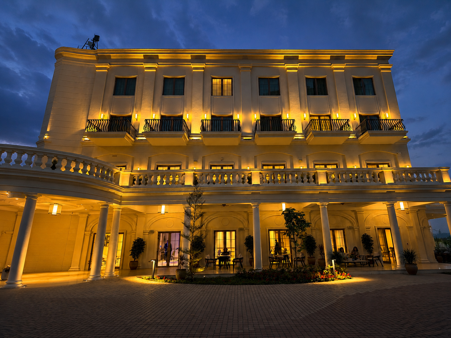 Facade Lighting — Bagoti